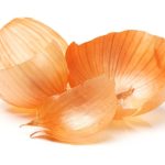 Onion peels: you can’t imagine how many things you can do with them! Never throw them away
